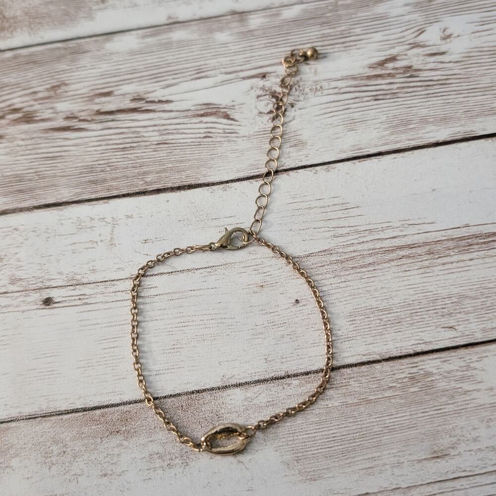 Large Bracelet or Anklet - 7" - 9 & 7/8" Gold Tone Shell Charm - Heavy Tarnish